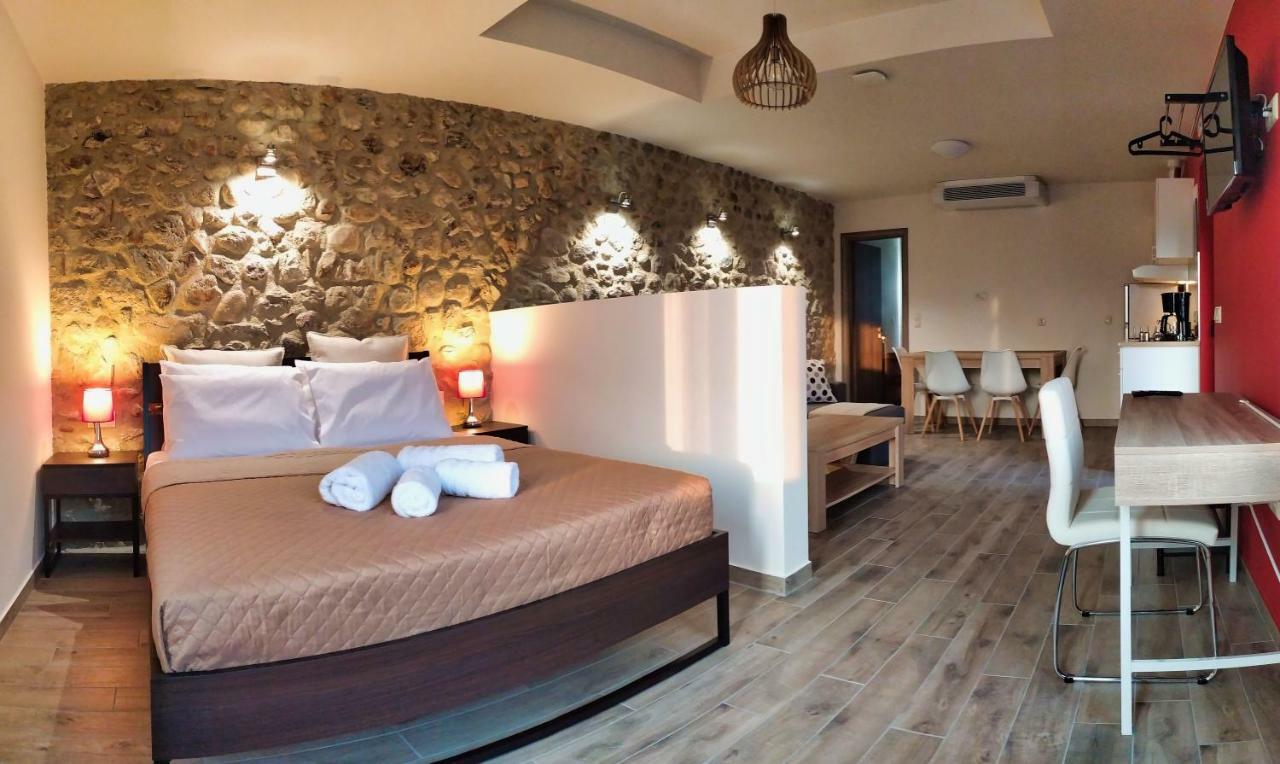 Guesthouse Kastelia Kalambaka Esterno foto